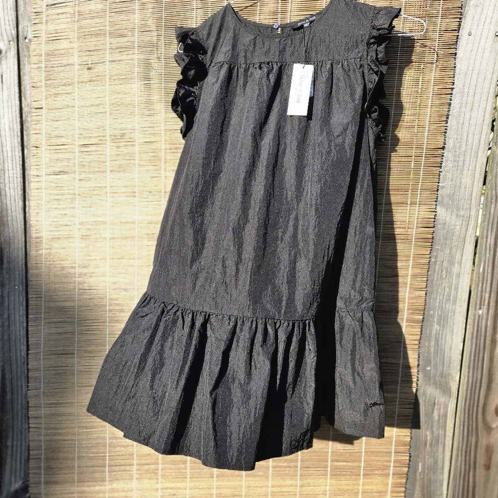 NWT Strut & Bolt Sleeveless Black Minii Dress Large